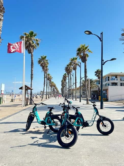 Valencia: E-bike Tour, Beaches, & City of Arts and Sciences - Cabañal: riding through a neighborhood with character