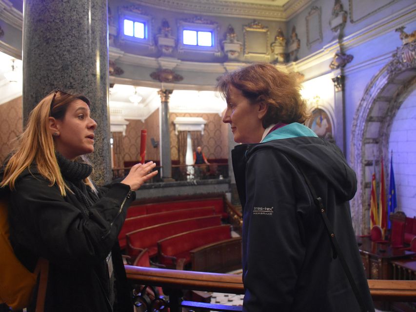 Valencia: Essentials and World Heritages Sites Walking Tour - Lonja de la Seda: walk into the city’s trading brain