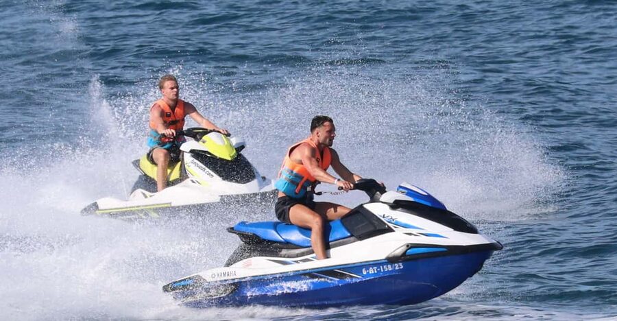 Valencia: Excursión en Moto de Agua + Paddle Surf - Why the jet ski plus paddle surf combo works so well