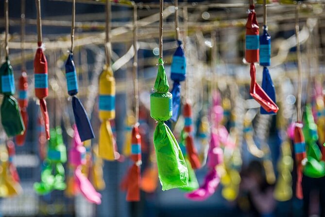 Valencia: Fallas Festival Walking Tour with Entry Ticket - Art historian stories: sculpture craft and the competition process