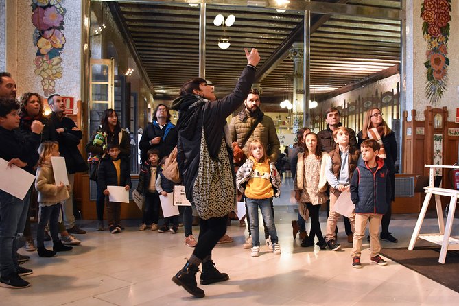 Valencia Family Tour Guided tour in Italian - A 2-hour Italian family tour that keeps kids moving in Valencia