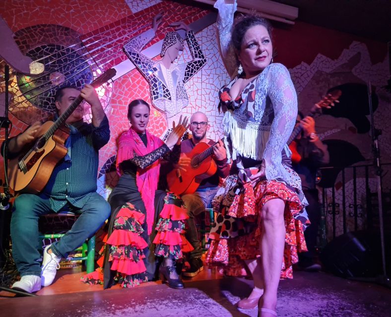 Valencia: Flamenco at Toro y La Luna with optional Dinner - Price and value: is $23 a deal for flamenco in Valencia?
