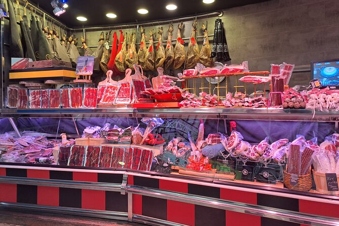 Valencia Food Tour: Tapas, Drinks and Delights with a Local - Central Market of Valencia: modernist architecture plus real local products