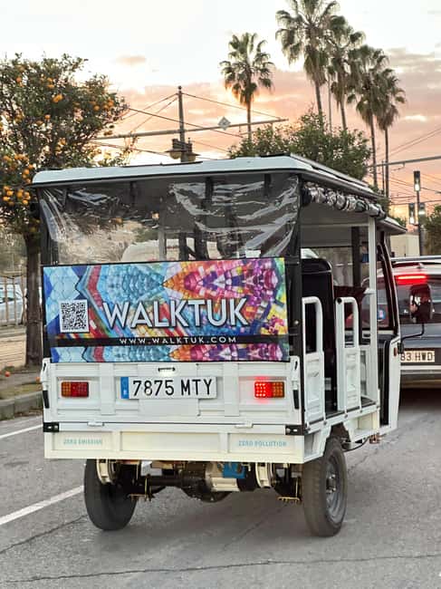 Valencia: Full Tuk Tuk Tour 2H - Entering Valencia from the Serranos Towers area