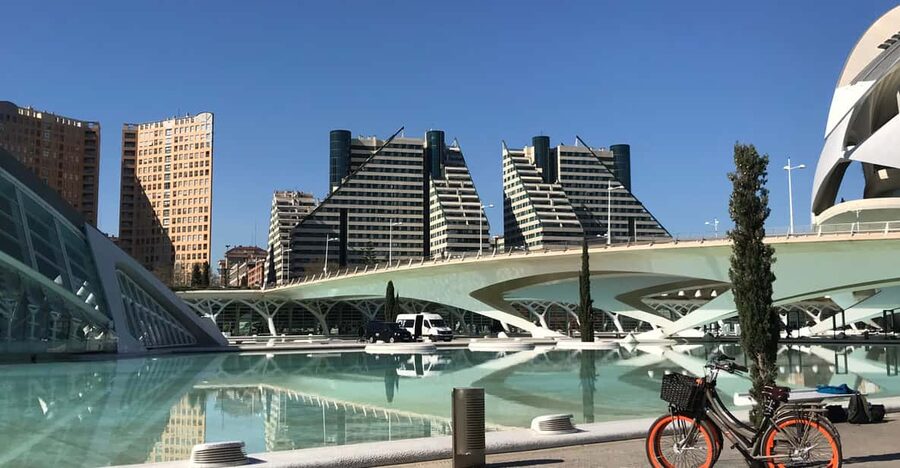 Valencia: Grand City Bike Tour on Bicycle, E-Bike or E-Step - Entering Valencia on Two Wheels: what the 3 hours feel like