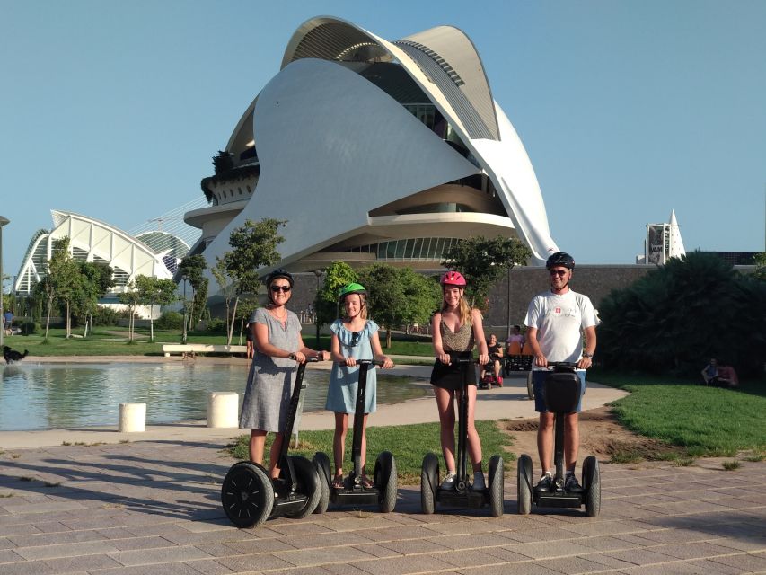 Valencia: Grand City Private Segway Tour - Down to the port beaches: La Malvarrosa to El Cabañal