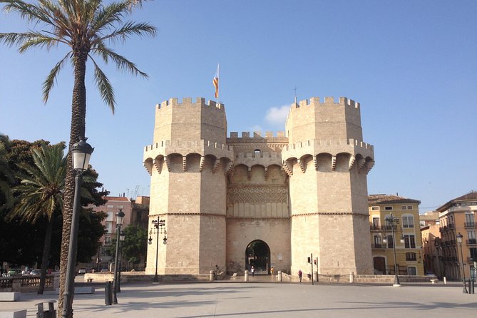 Valencia Guided City Tour - Meeting at Torres dels Serrans: Start Where the City’s Walls Still Matter