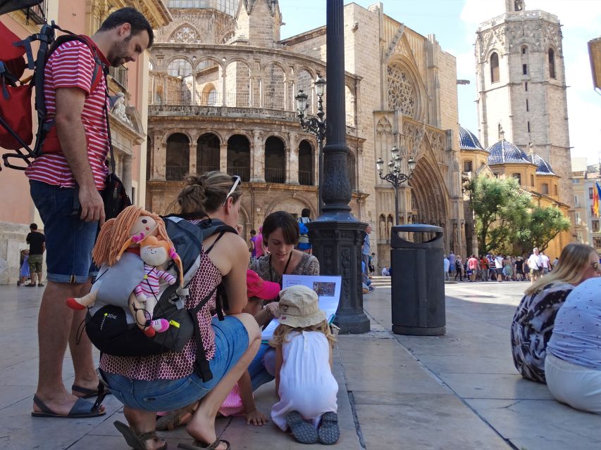Valencia: Guided Family Walking Tour (Italian Tour) - Key highlights worth building your day around