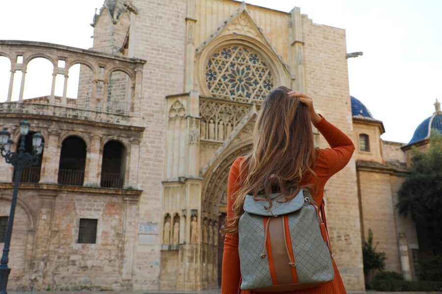 Valencia Highlights Half-Day Private Tour with Local Tasting - Starting at Torres de Serranos, then finding the city’s story fast