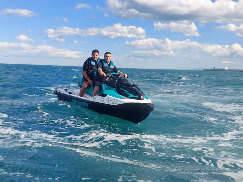 Valencia: Jetski experience with Guide - What to Bring, What to Wear, and Quick Tips