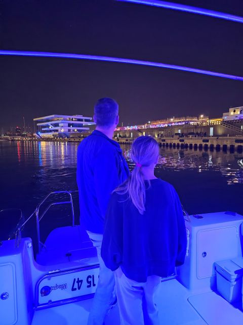 Valencia: Night Cruise with Free Drink - City of Arts and Sciences in the background: how to spot it