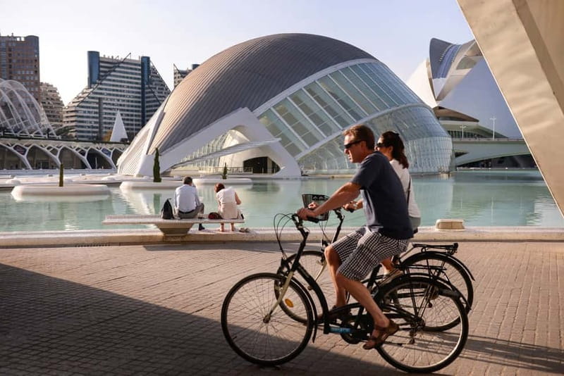 Valencia: Oceanogràfic, Hemisfèric & Science Museum Combo - Quick hits before you go