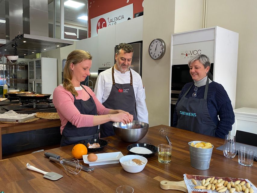 Valencia: Paella Workshop and Algiros Market Visit - Potato omelet and coca de llanda: the supporting cast that steals the show