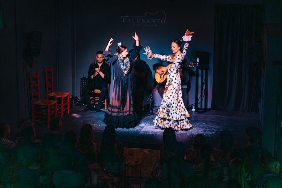 Valencia: Palosanto Flamenco Show Ticket - After the show: drinks, atmosphere, and a smooth exit