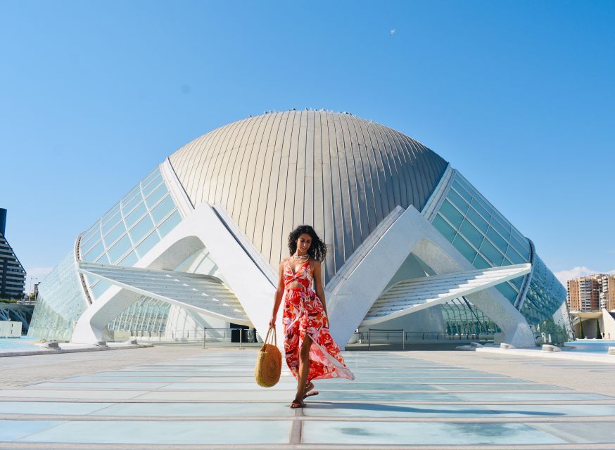 Valencia Photo Top Instagrameable City of Art and Sciences - Should You Book This Valencia Photo Tour?