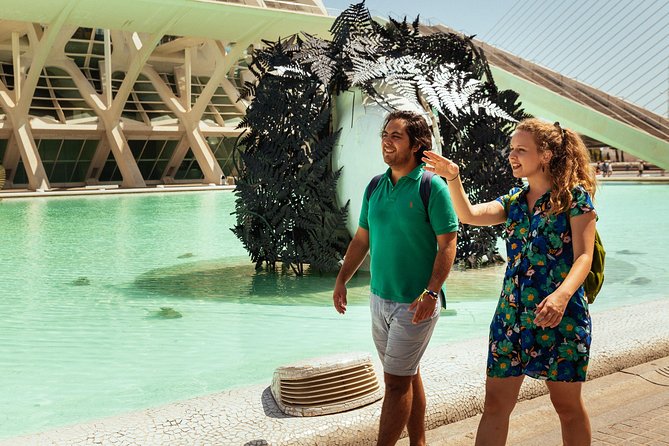 Valencia PRIVATE Highlights & Hidden Gems Tour with a Local - Plaza del Ayuntamiento: your quick start in Valencia’s city-center brain