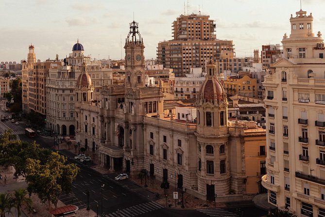 Valencia PRIVATE Highlights & Hidden Gems Tour with a Local - Timing in real life: morning or afternoon, and how to plan for weather