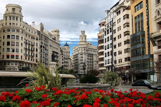 Valencia Private Tour with Hotel or Cruise Port Pick up - A 4-hour route that balances Cathedral, market life, and Old Town streets