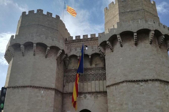 Valencia Private Walking Tour with Official Valencian Guide - Palau de la Generalitat: palace buildings and civic power in one neighborhood
