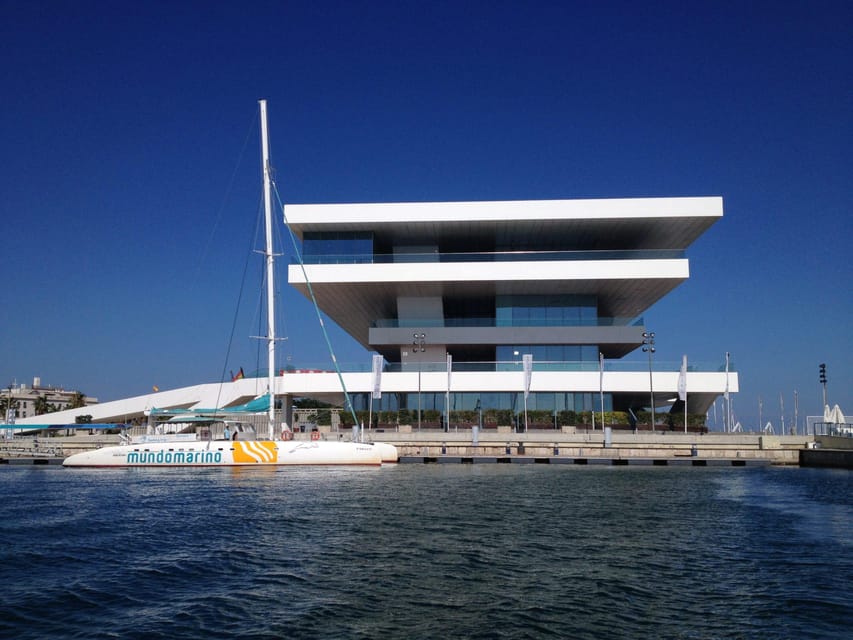 Valencia: Sailing Catamaran Cruise with Valencian Lunch - Getting on board at Mundo Marino and finding your vibe fast