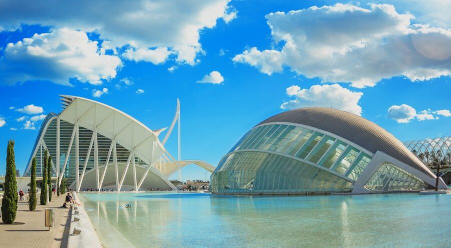 Valencia: Self-guided Audio Tour on Your Smartphone - The one issue to plan for: continuous audio