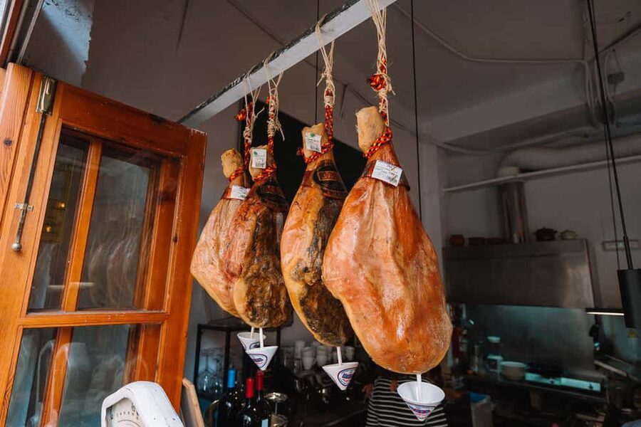 Valencia: Tapas and Drinks Evening Tour - Stops Two and Three: esgarraet, cocas, and croquettes with local drinks