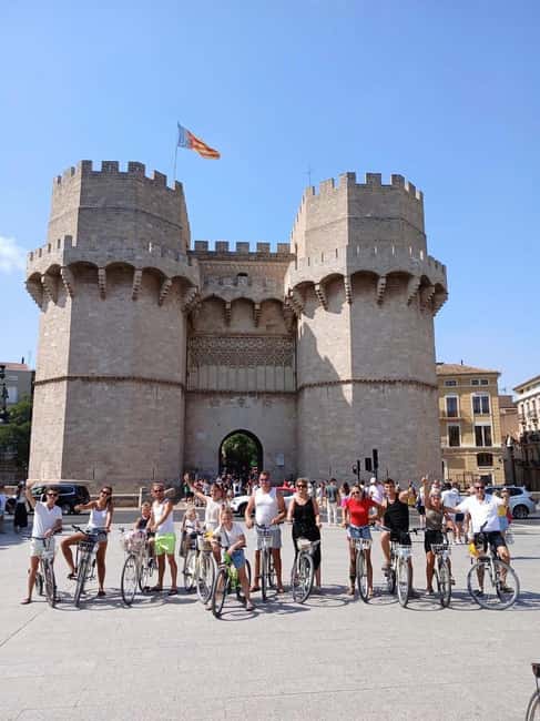 Valencia: the best 25 spots in the city by bike! - Mercado Central and the mojama moment