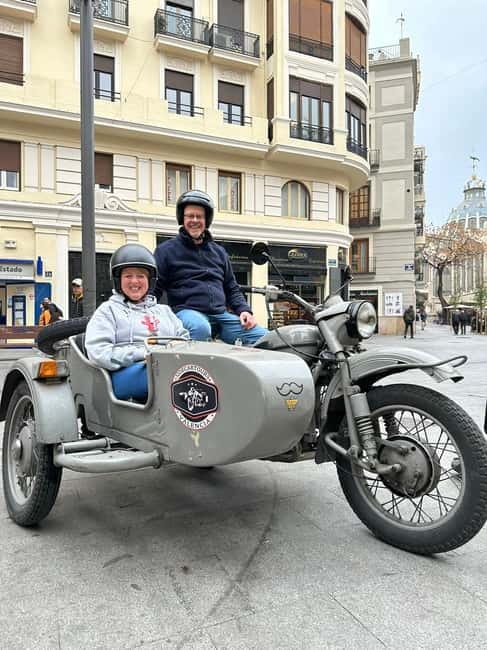 Valencia: The Highlights Tour in Vintage Sidecar - Who this tour suits best, and who should reconsider