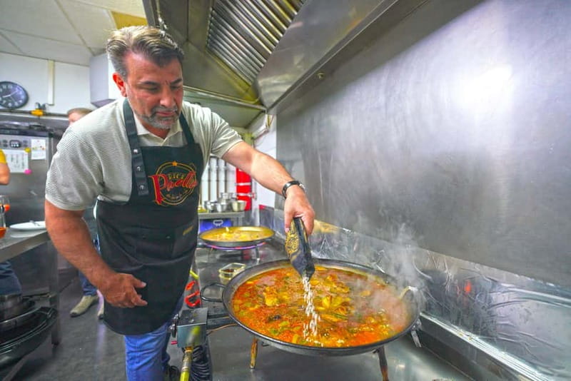 Valencia: Traditional Paella Cooking Class and Dinner - The Paella Lesson That Actually Matters: Rice Varieties and Technique