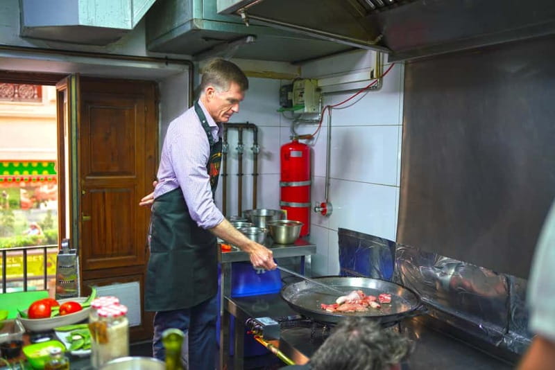 Valencia: Traditional Paella Cooking Class and Dinner - Should You Book This Paella Cooking Class in Valencia?