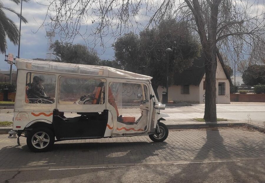 Valencia: Tuk Tuk City Tour - Your Local Guide, Like Lucas: What Makes This Tour Feel Worth It