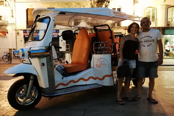 Valencia: Tuk Tuk Historical Tour - Dos Aguas Palace Facade and the Ceramics Museum Connection
