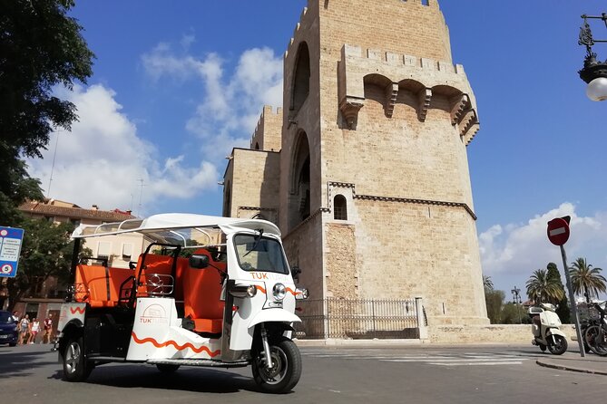 Valencia: Tuk Tuk Historical Tour - Meeting point in C. de la Blanqueria, 3 and ending back in Valencia