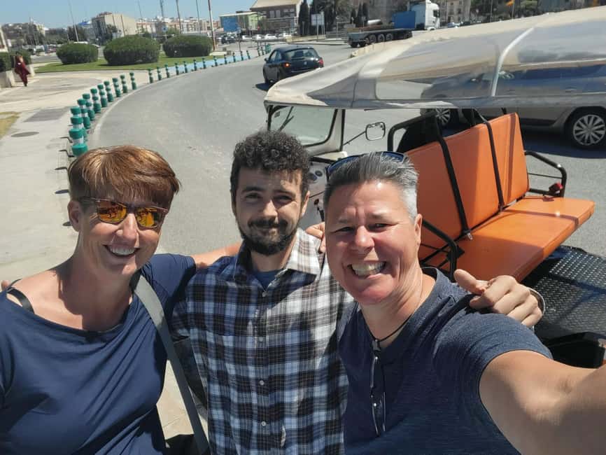 Valencia: Tuk Tuk Modern Tour - Colón Market crossing and the Sea Gate viewpoint