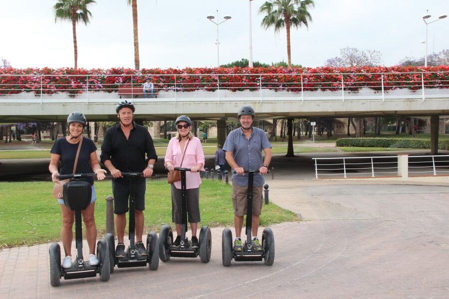 Valencia: Turia Park Segway Tour - Segway training and safety rules: how to plan your comfort