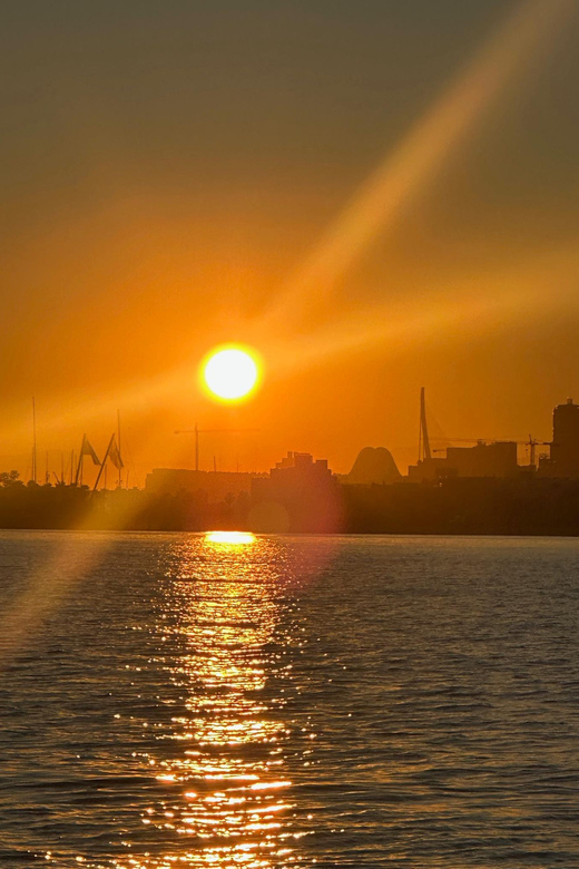 Valencia: VIP Sunset Cruise in Catamaran with drink - Key things to know before you go