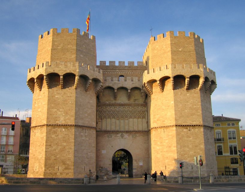Valencia: Walking Tour of the Medieval City Center - What the guide actually does (and why it matters)
