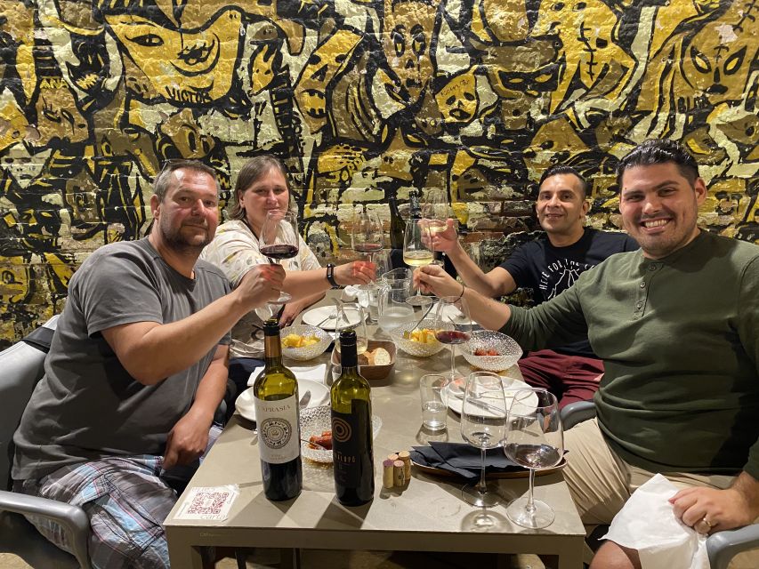 Valencia: Wine Tasting and Tapas Experience - Timing and logistics in 2.5 hours: what to plan around