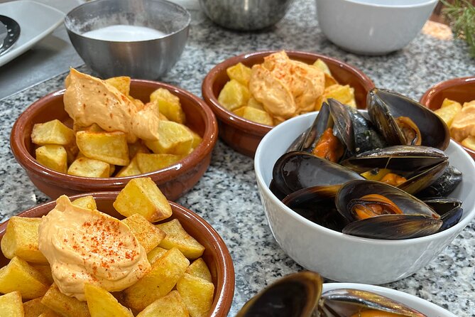 Valencian Paella Cooking Class, Tapas & Sangria - Evening - The Step-by-Step Valencian Paella Workshop (and What You’ll Learn)