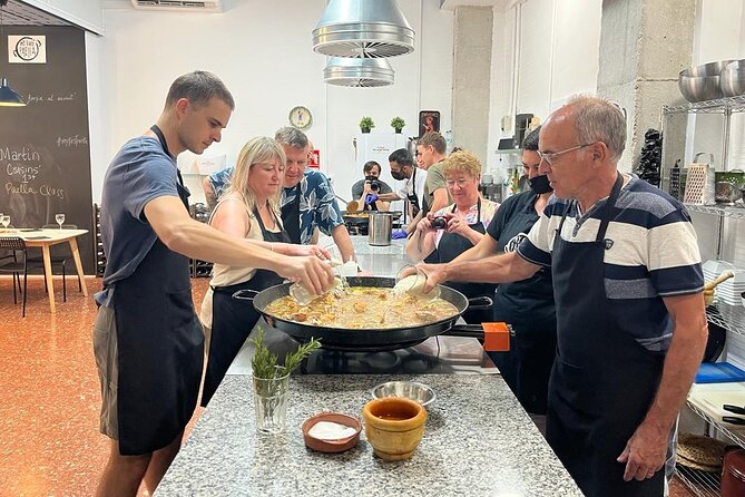 Valencian Paella Cooking Class, Tapas & Sangria - Evening - Sangria Workshop and Tapas: The Warm-Up You Actually Need