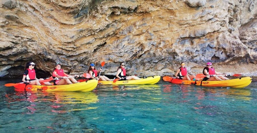 Villajoyosa: Kayak trip - The swim and snorkel stop near the difficult cove: the best payoff moment