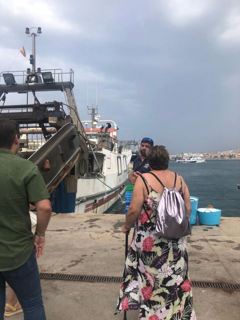 Villajoyosa: Seafood Route and Fish Auction. - Optional fresh tasting: turning observation into flavor