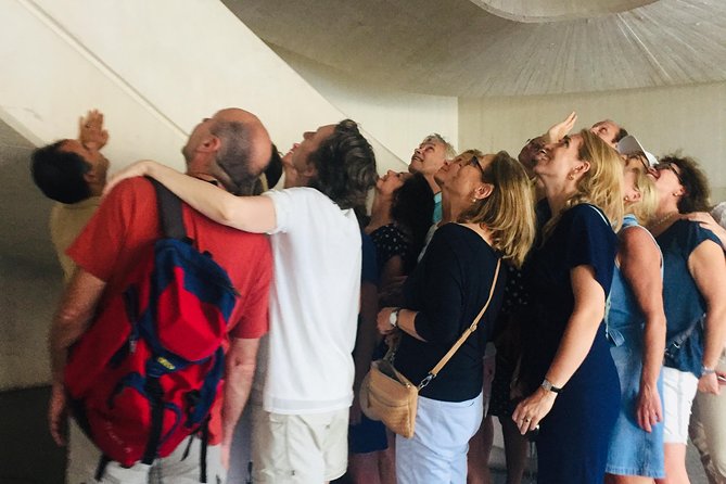 Walking tour through the old town with a Dutch-speaking city guide - Tips and “what to do next” value
