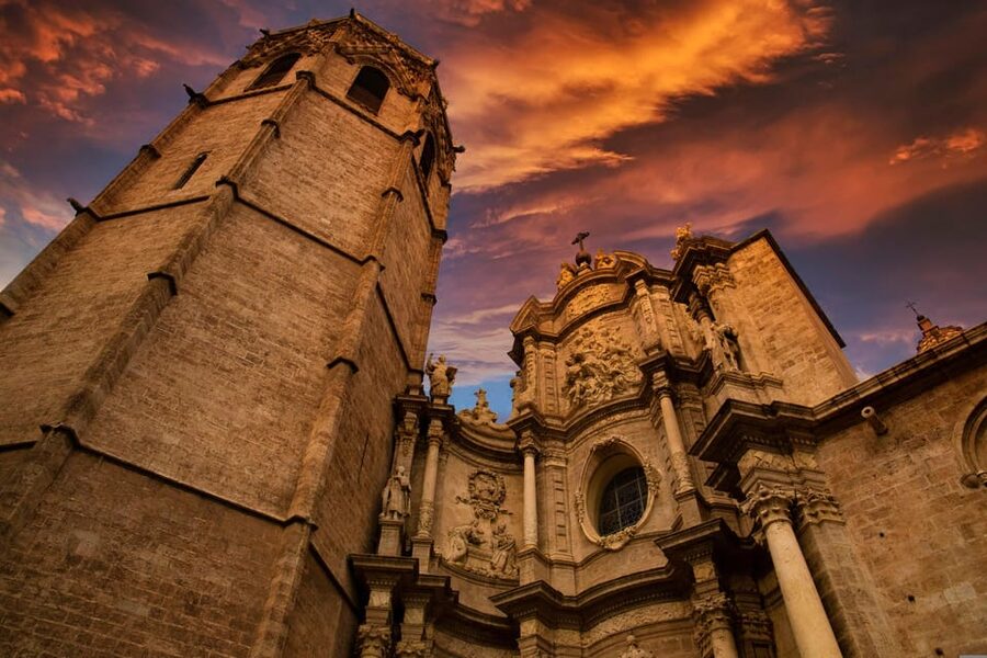 Walking Tour through Valencia's Historic Centre - The Stories You Get Beyond the Big Monuments