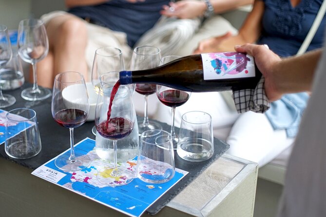 Wine Tasting Experience with a Professional Sommelier in Valencia City Center - The terrace reality: group size, sound, and seat strategy