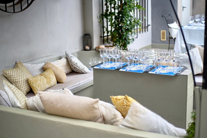 Wine Tasting Experience with a Professional Sommelier in Valencia City Center - Price and value for 75 euros-ish in central Valencia